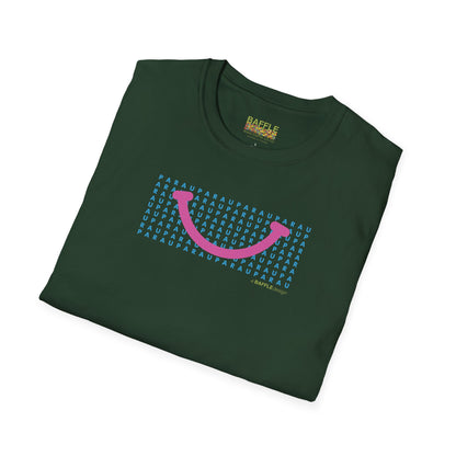 NEW - PARAU SMILE PINK - Gildan 64000 Graphic Tee