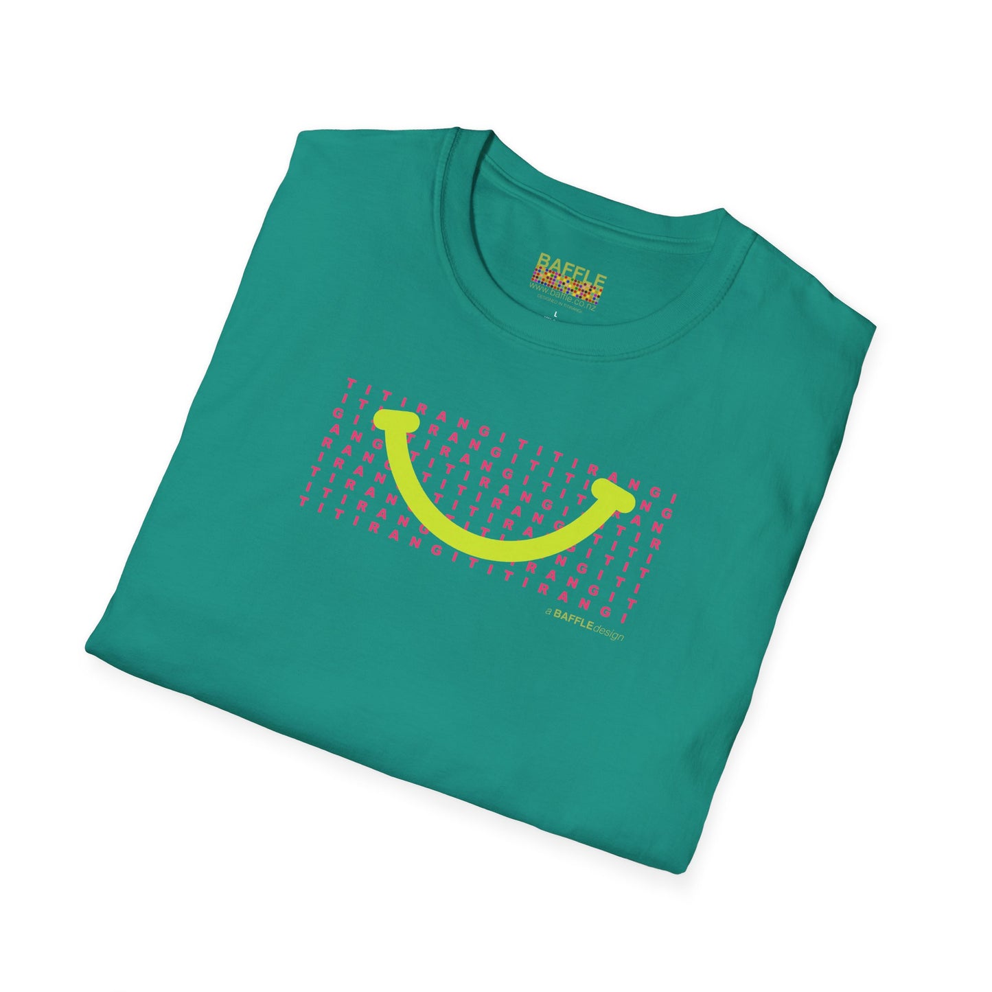 NEW - TITIRANGI SMILE - Gildan 64000 Graphic Tee