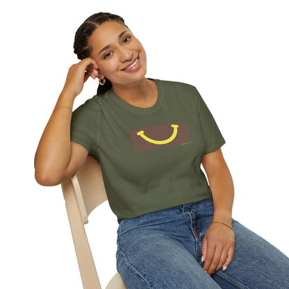 NEW - PIHA SMILE YELLOW - Gildan 64000 Graphic Tee