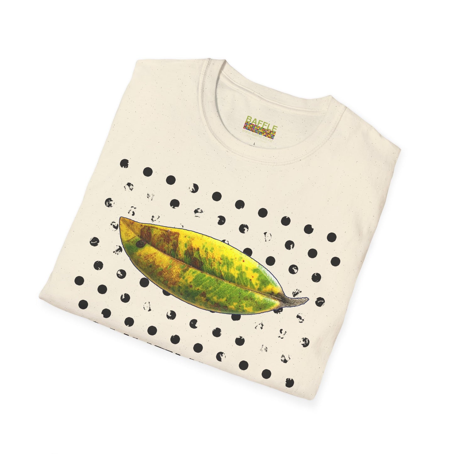 NEW - POHUTUKAWA LARGE LEAF - Gildan 64000 Graphic Tee