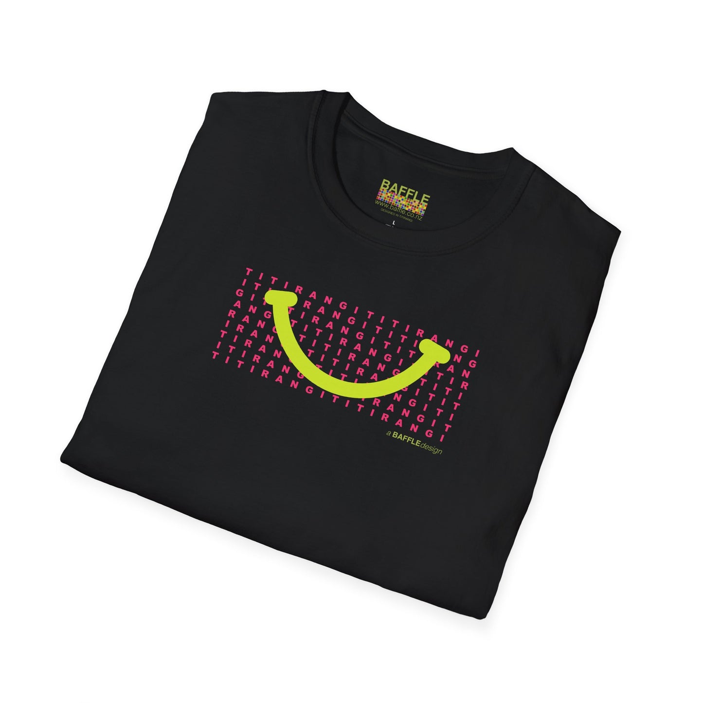 NEW - TITIRANGI SMILE - Gildan 64000 Graphic Tee