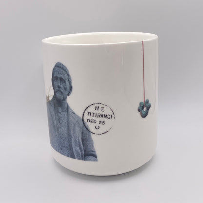 A Shoulder To Stand On. Large 460ml mug. Porcelain